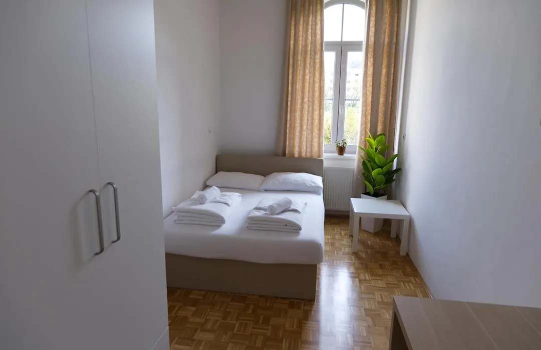 C - Punkt Hostel-1