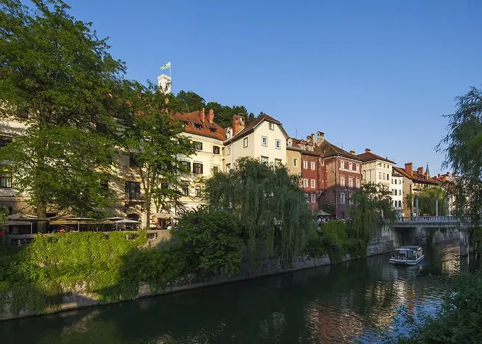 Adhoc Hostel Ljubljana